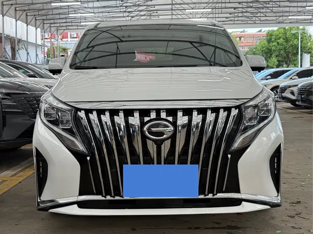 GAC Motor Trumpchi M8