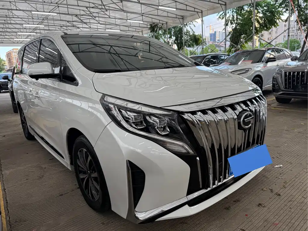 GAC Motor Trumpchi M8