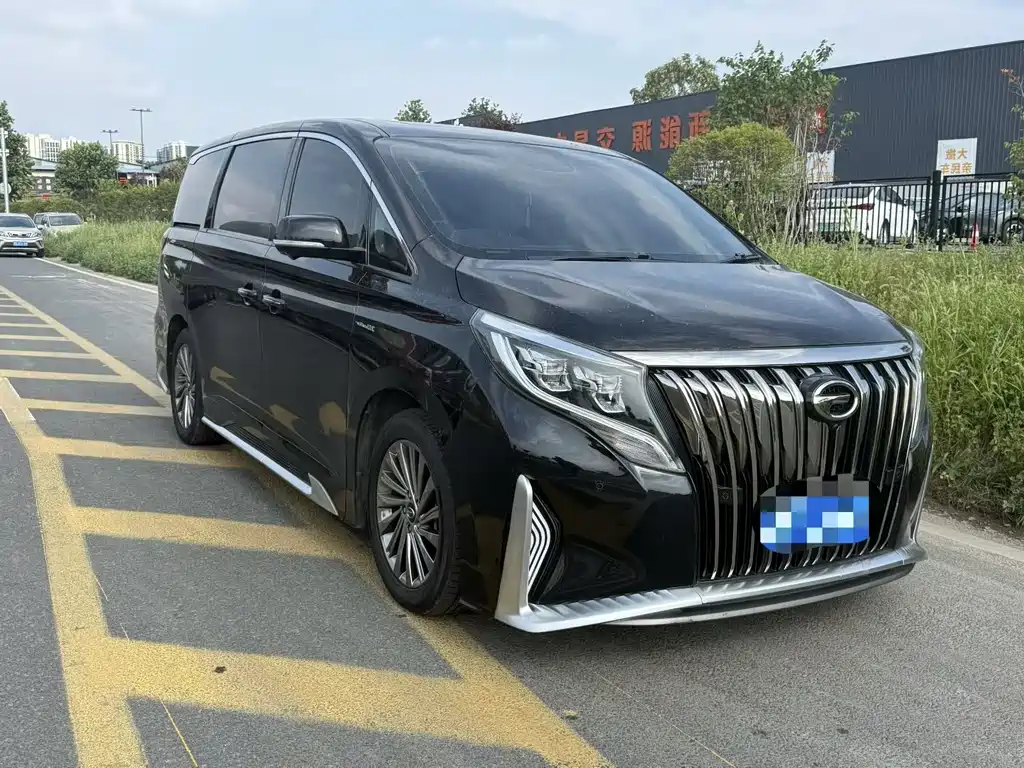 GAC Motor Trumpchi M8