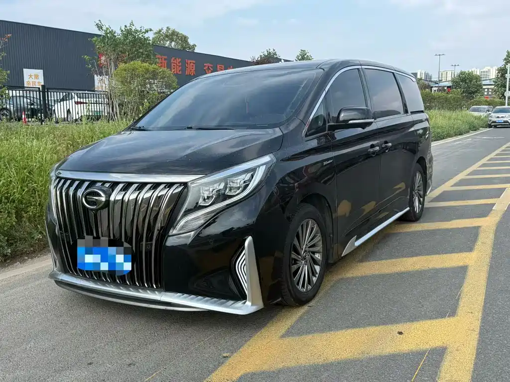 GAC Motor Trumpchi M8