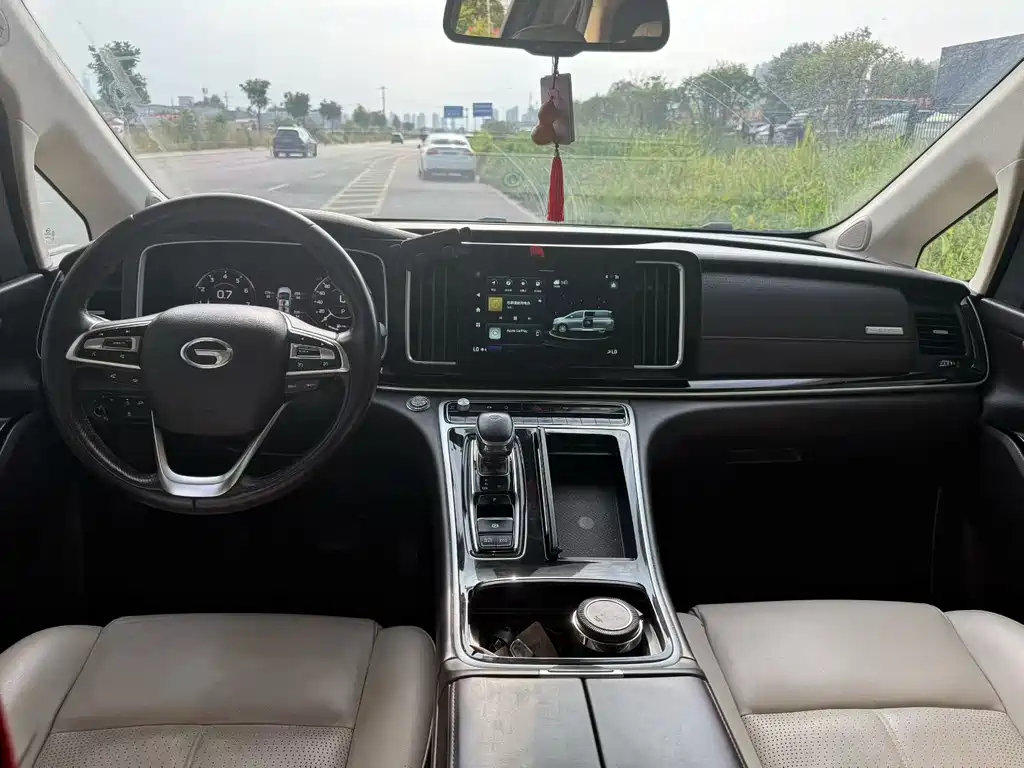 GAC Motor Trumpchi M8