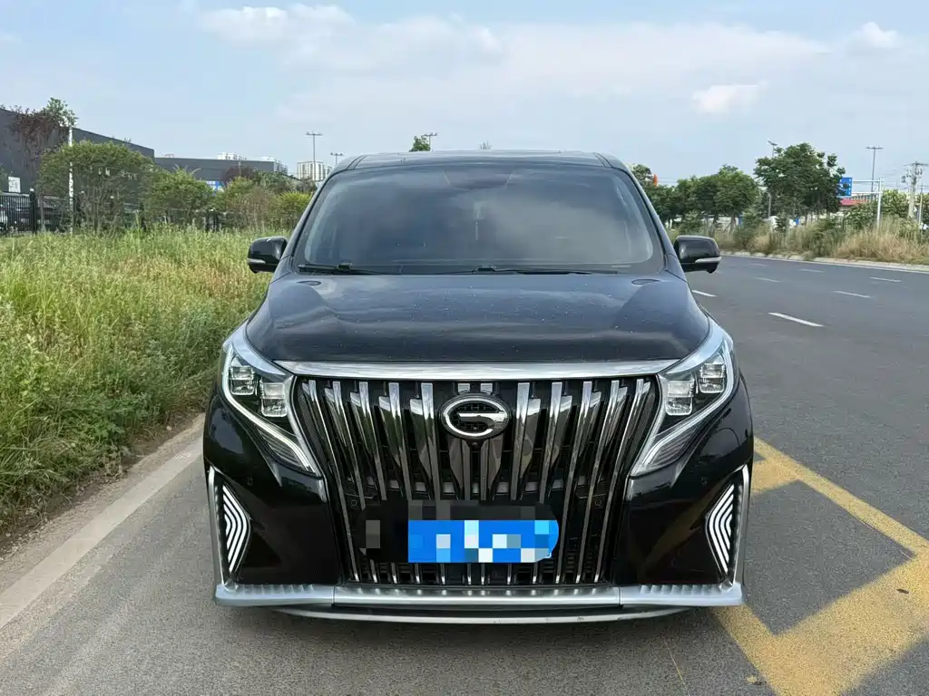GAC Motor Trumpchi M8
