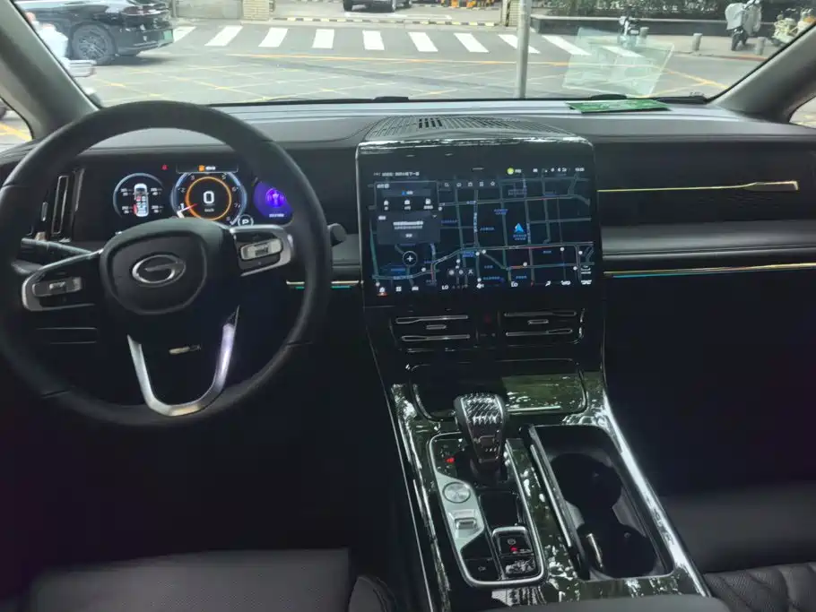 GAC Motor Trumpchi M8