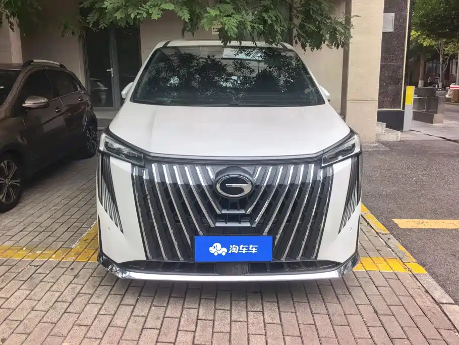 GAC Motor Trumpchi M8