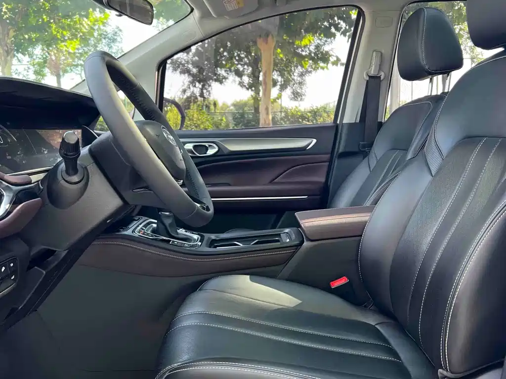 GAC Motor Trumpchi M6