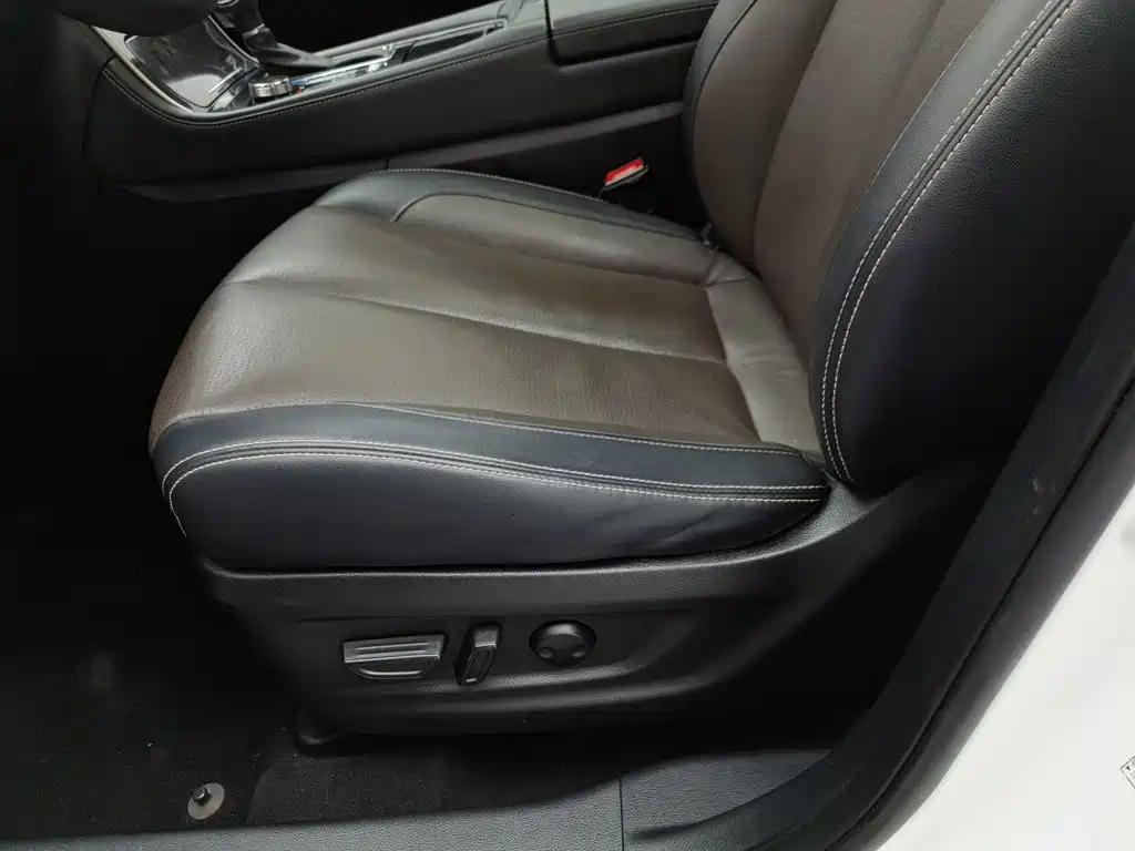 GAC Motor Trumpchi GS5