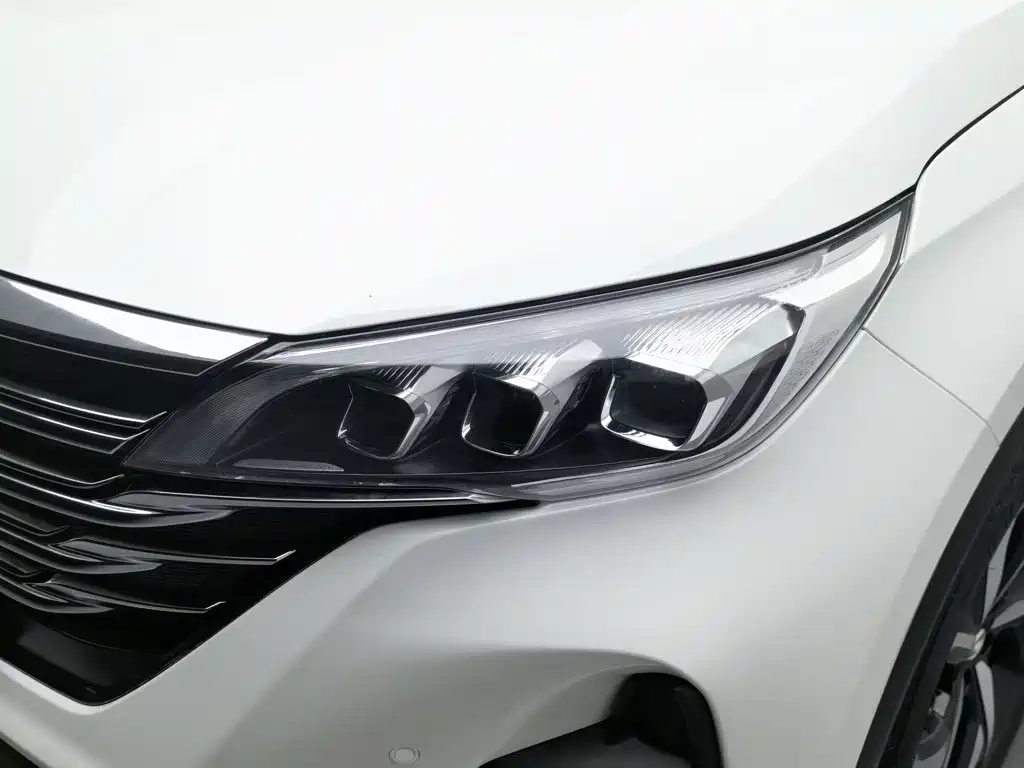 GAC Motor Trumpchi GS5
