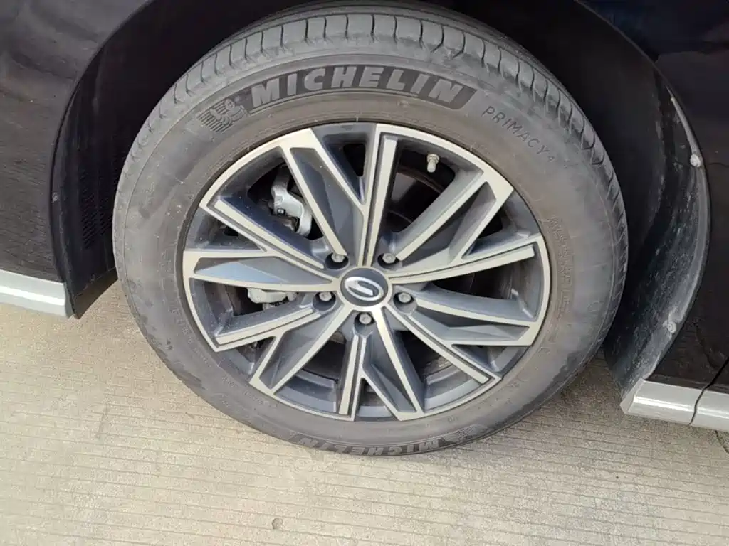 GAC Motor Trumpchi M8