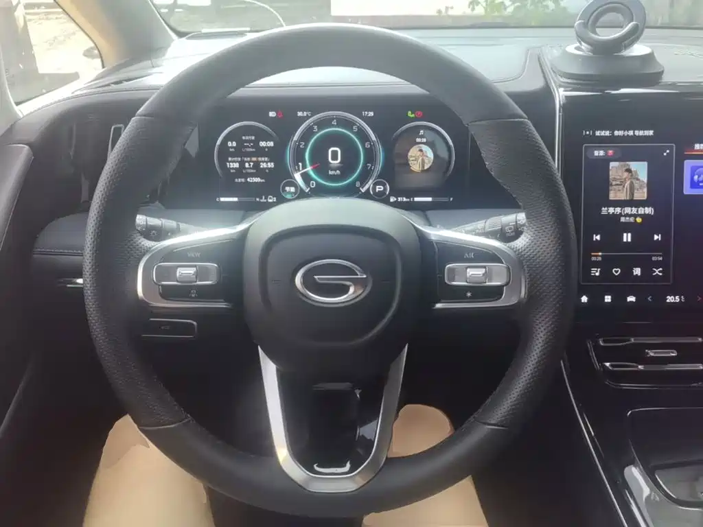 GAC Motor Trumpchi M8
