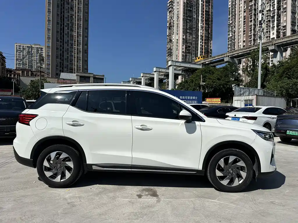 GAC Motor Trumpchi GS4