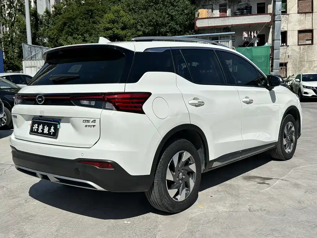 GAC Motor Trumpchi GS4