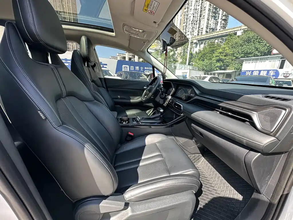 GAC Motor Trumpchi GS4
