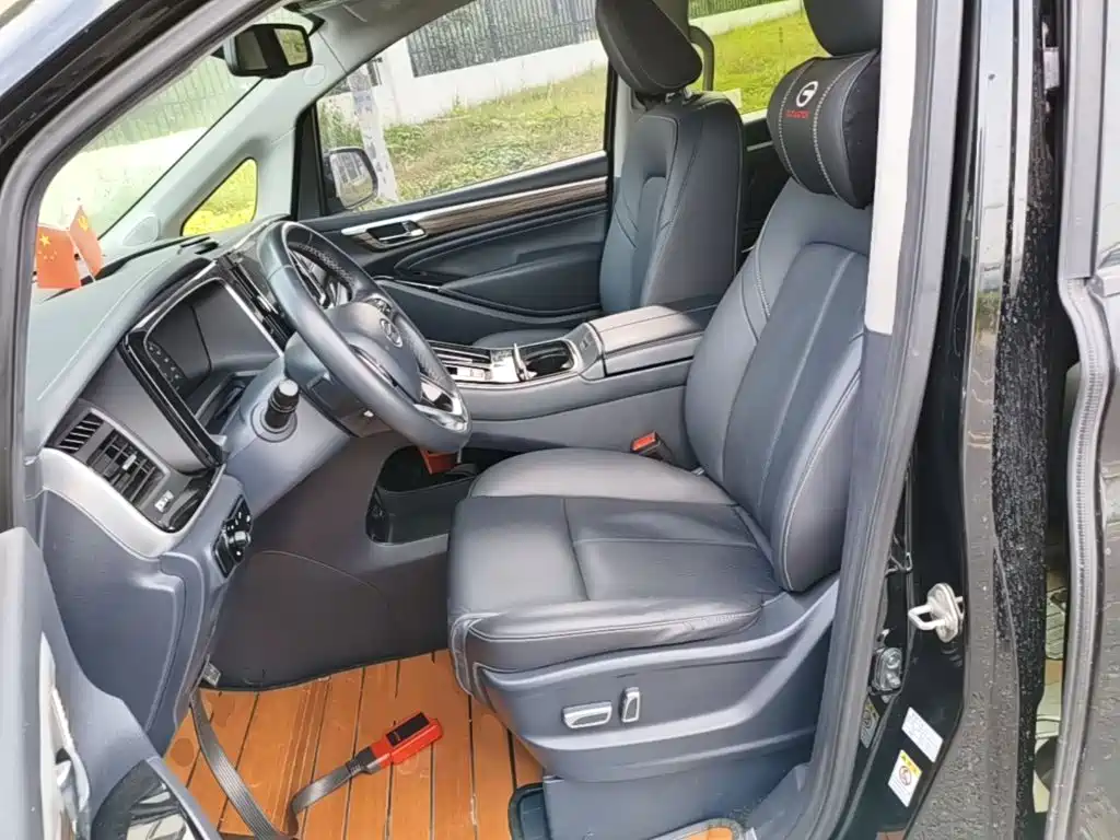 GAC Motor Trumpchi M8