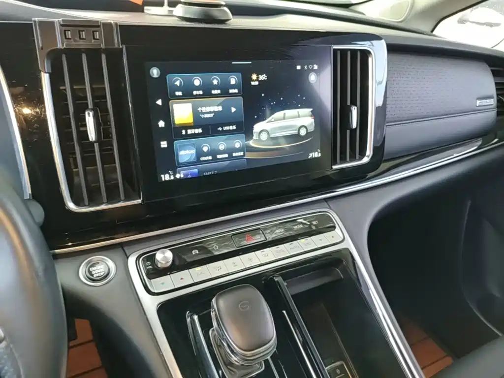 GAC Motor Trumpchi M8