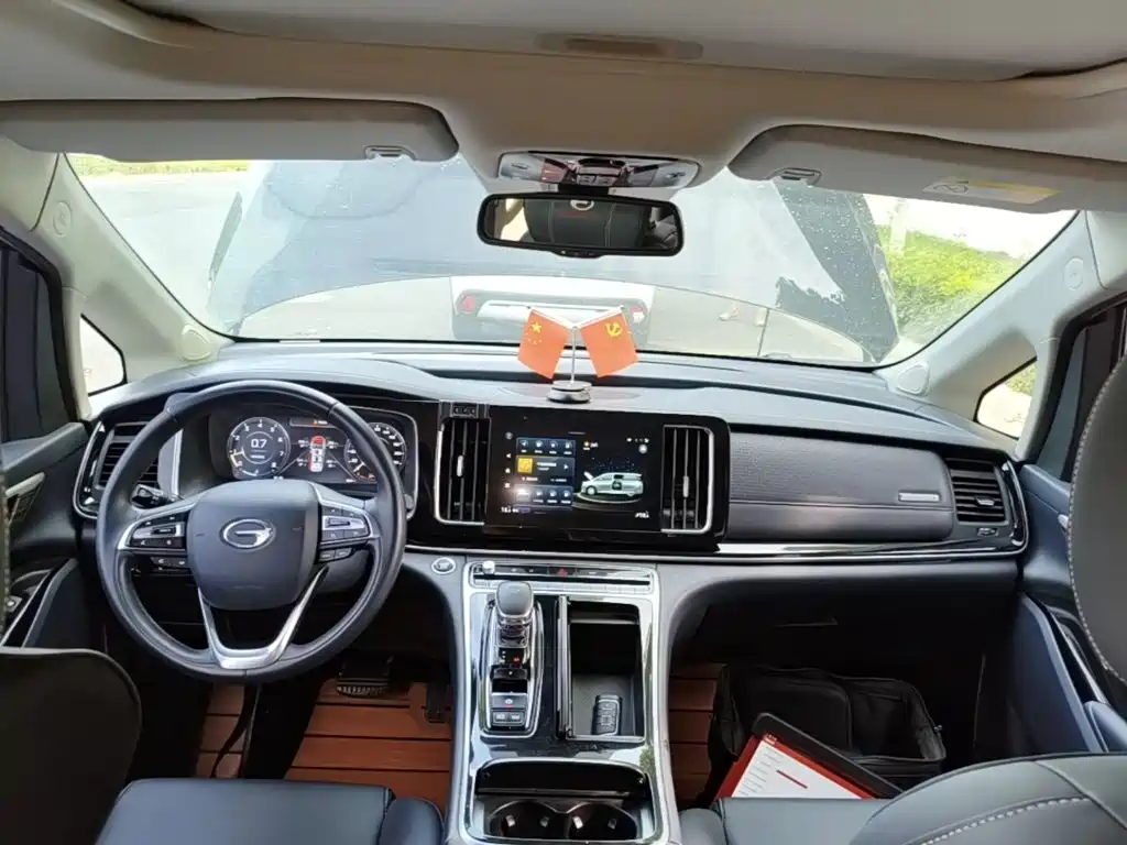 GAC Motor Trumpchi M8