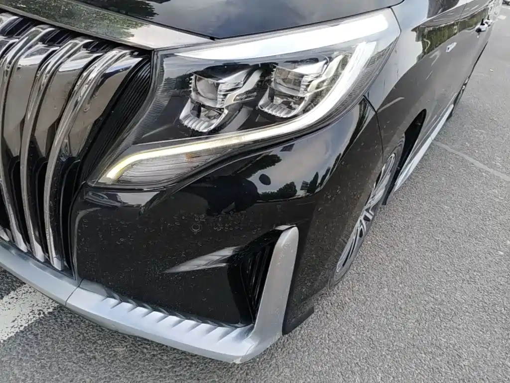 GAC Motor Trumpchi M8