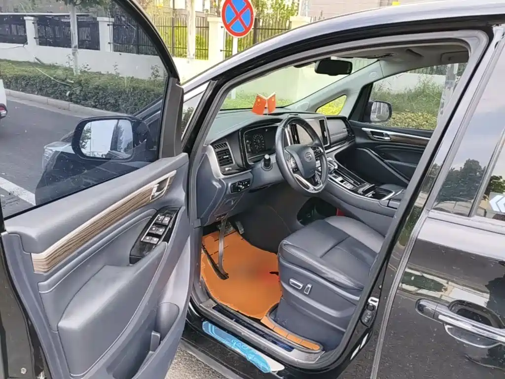 GAC Motor Trumpchi M8