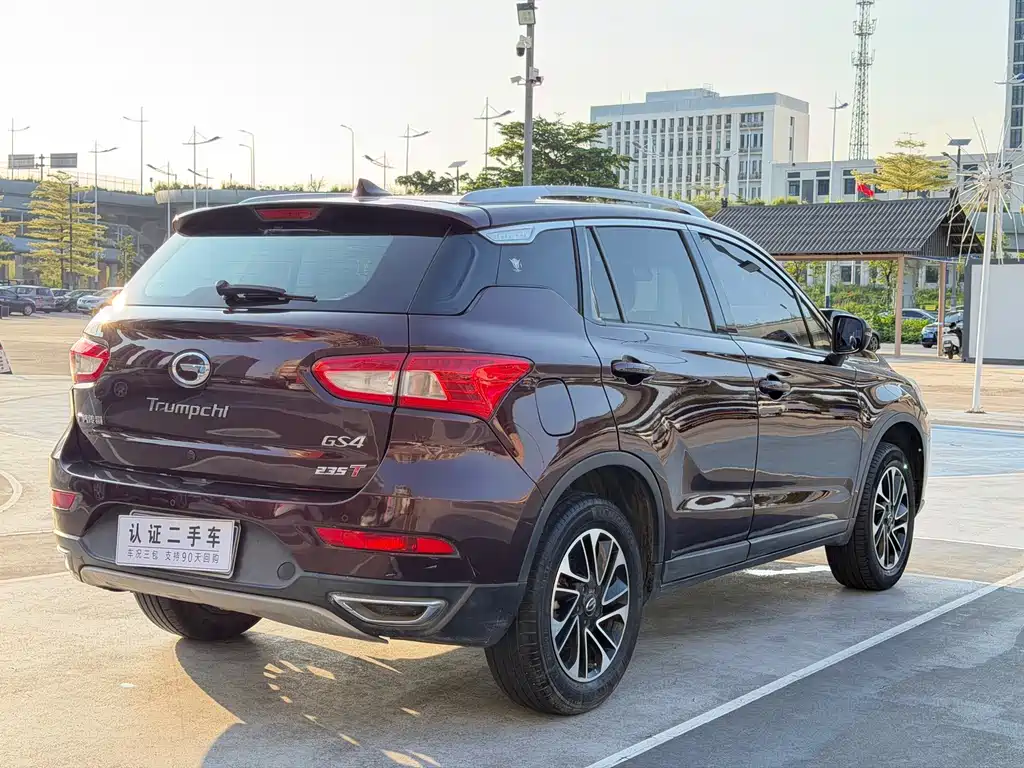 GAC Motor Trumpchi GS4