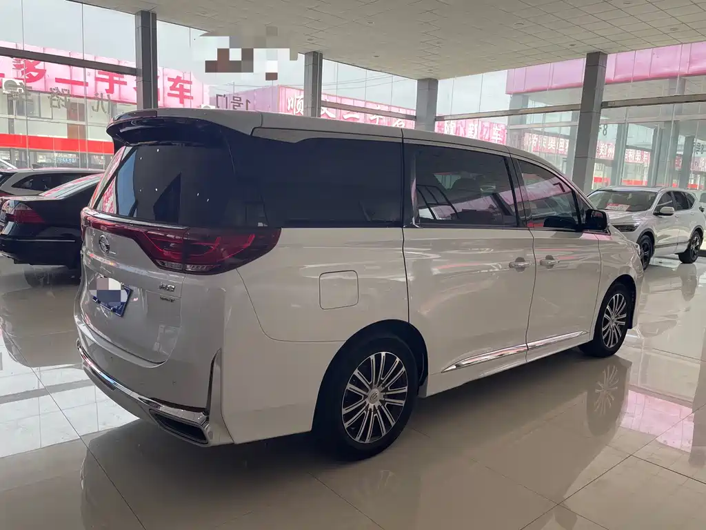 GAC Motor Trumpchi M8