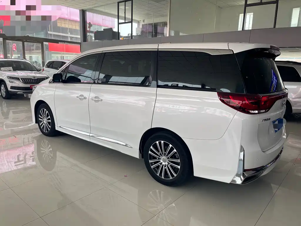 GAC Motor Trumpchi M8