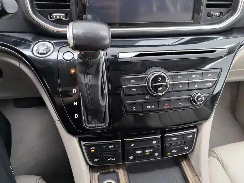 GAC Motor Trumpchi M8