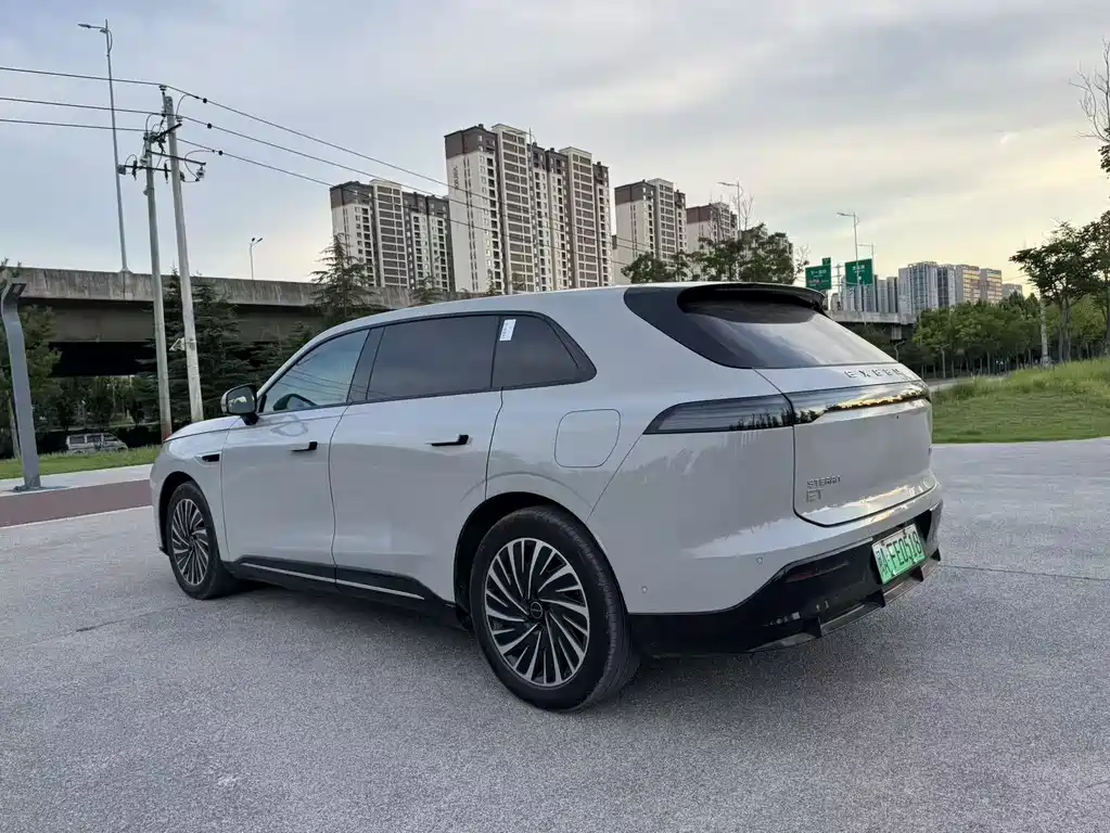 Exeed Xingjiyuan ET