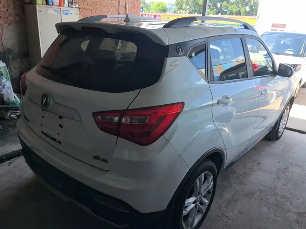 Changan CS35