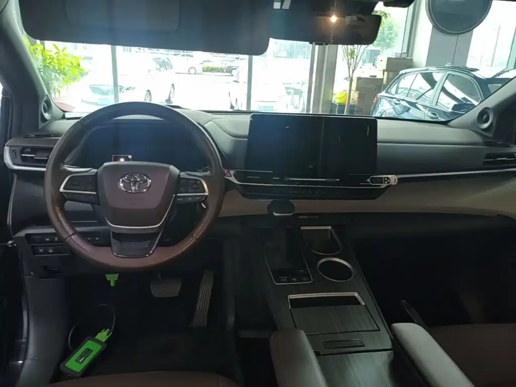 Toyota Granvia