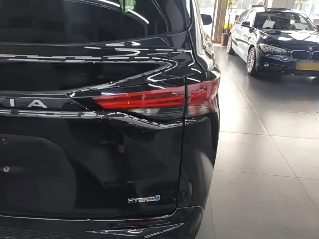 Toyota Granvia