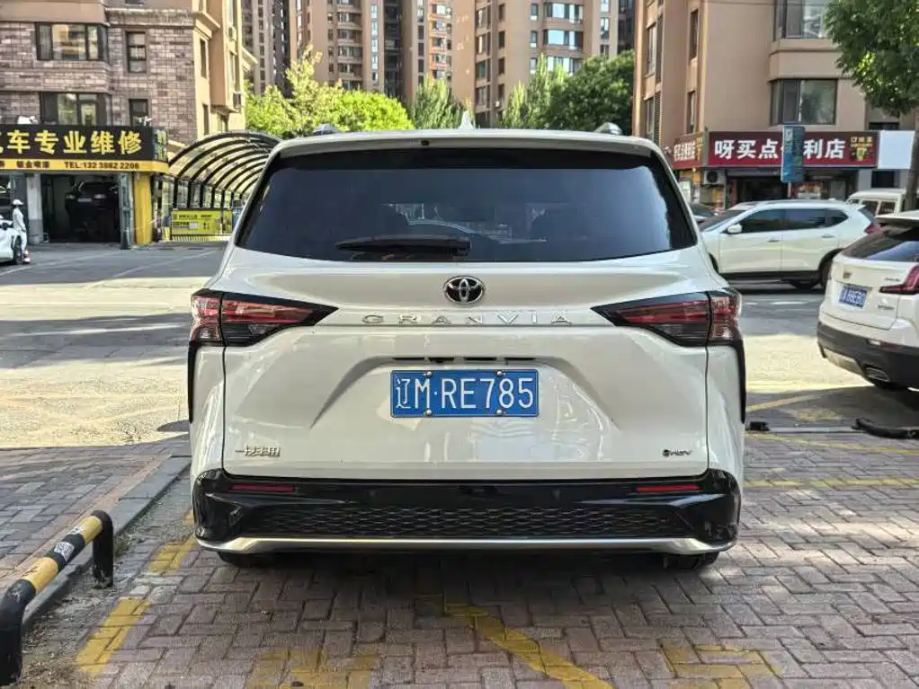 Toyota Granvia