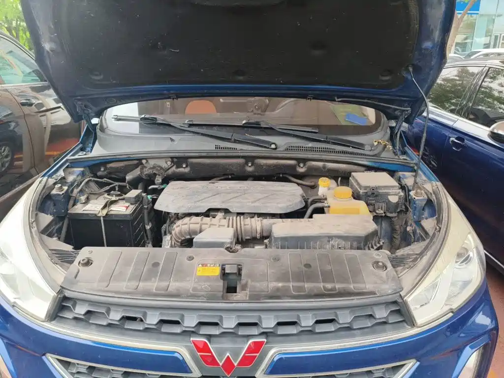 Wuling Hongguang S3