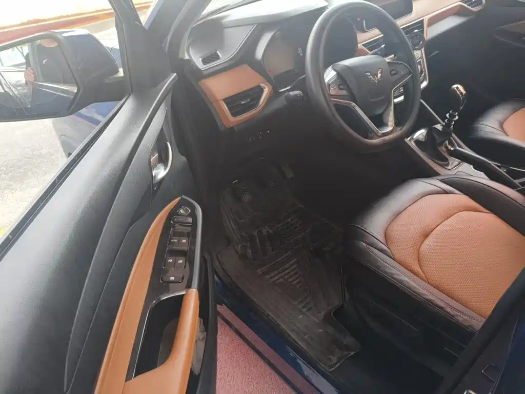 Wuling Hongguang S3
