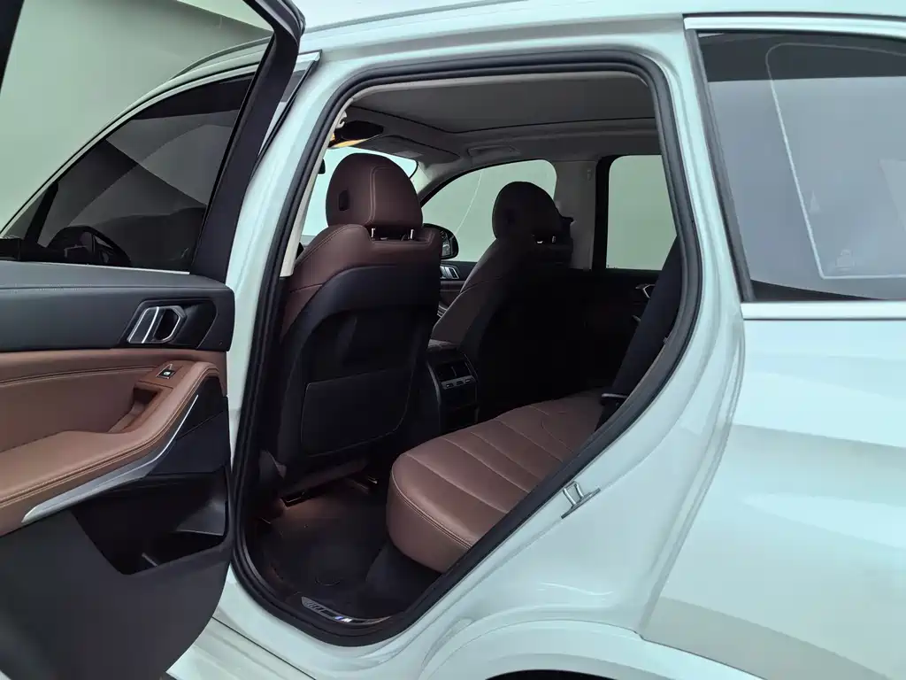 BMW X5 (Import)