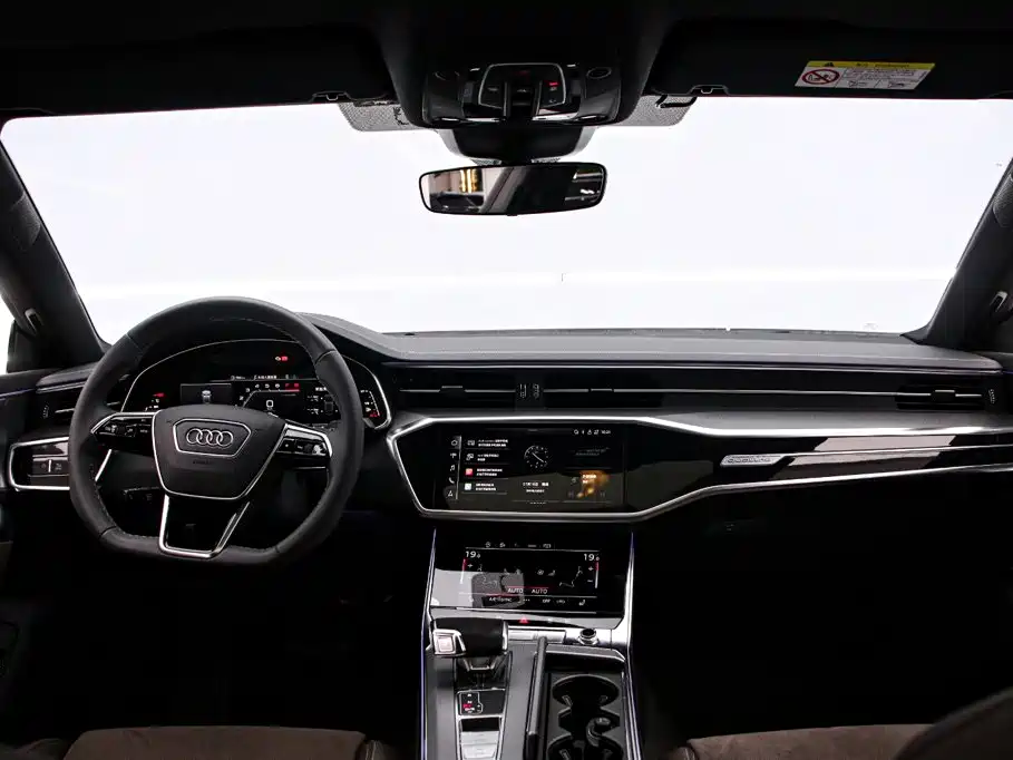 Audi A7L