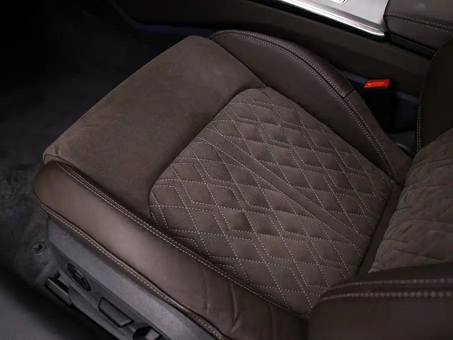 Audi A7L