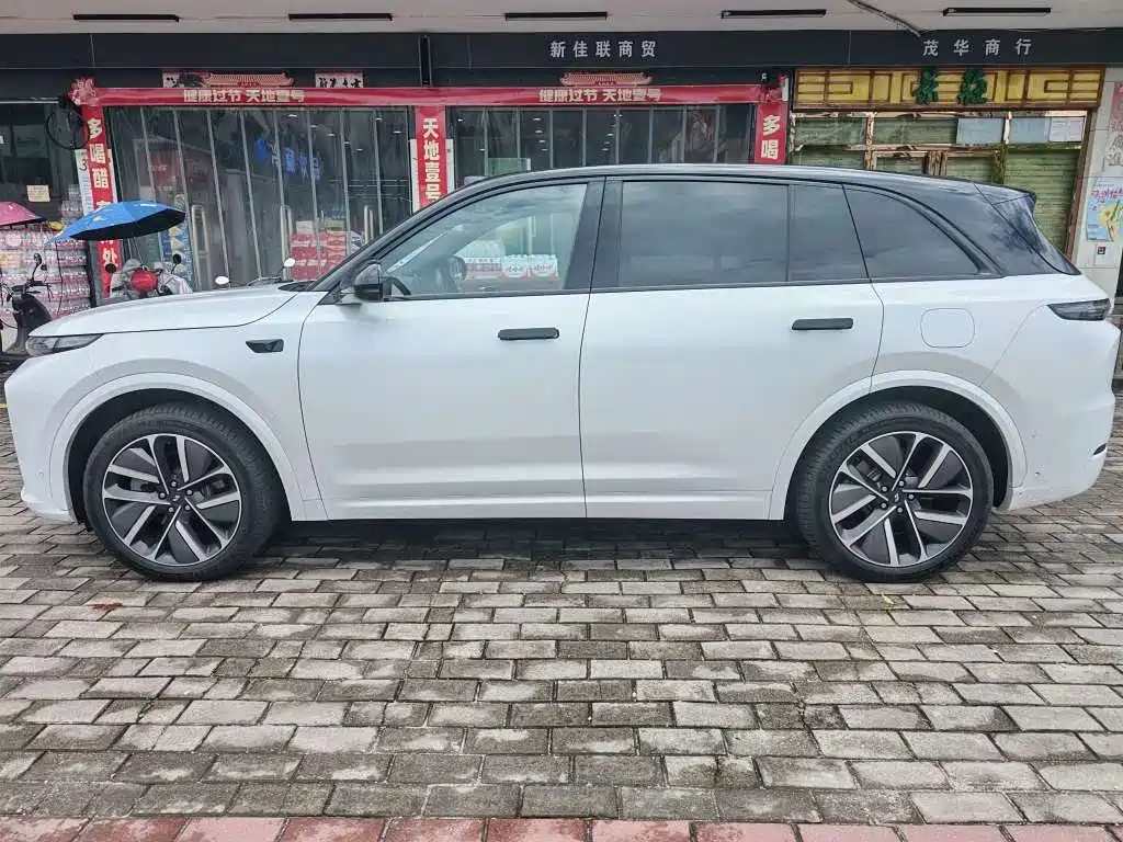 Li Auto Li L7