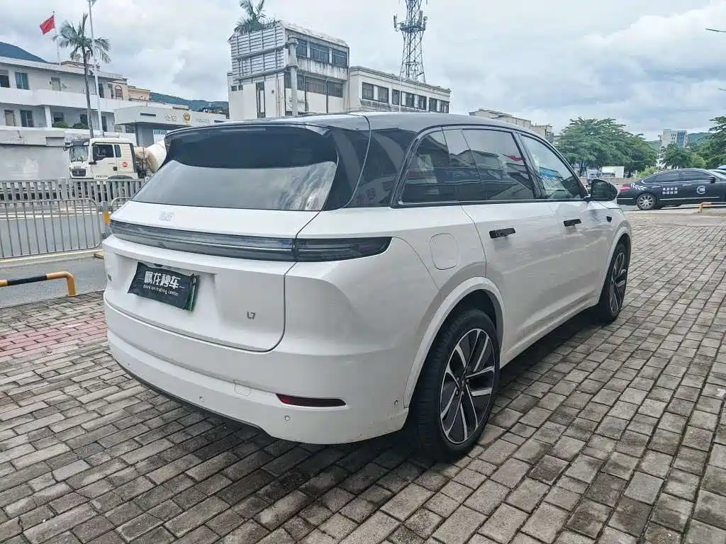Li Auto Li L7