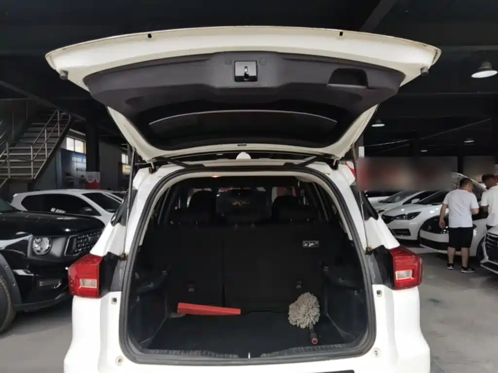 Haval M6