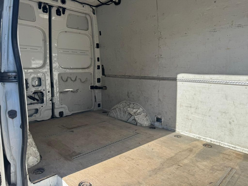 Hyundai H350