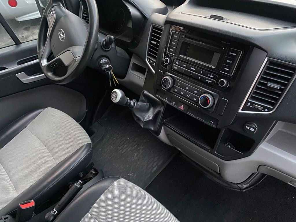 Hyundai H350