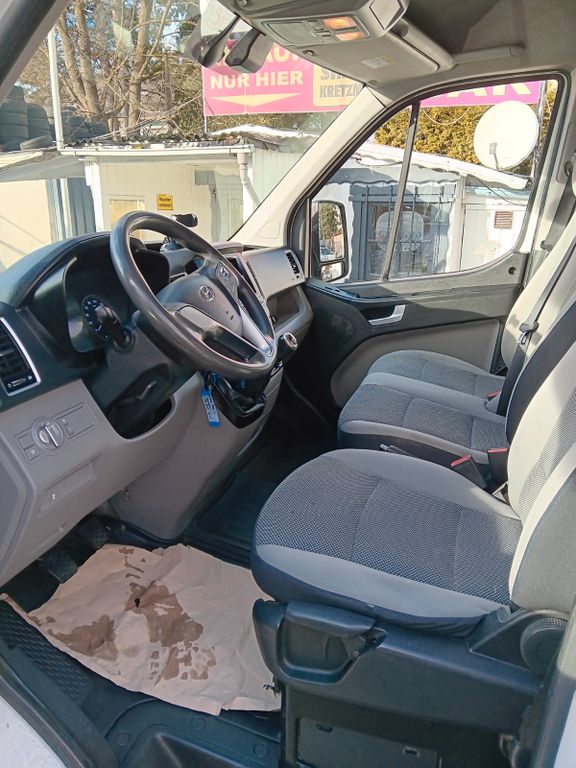 Hyundai H350