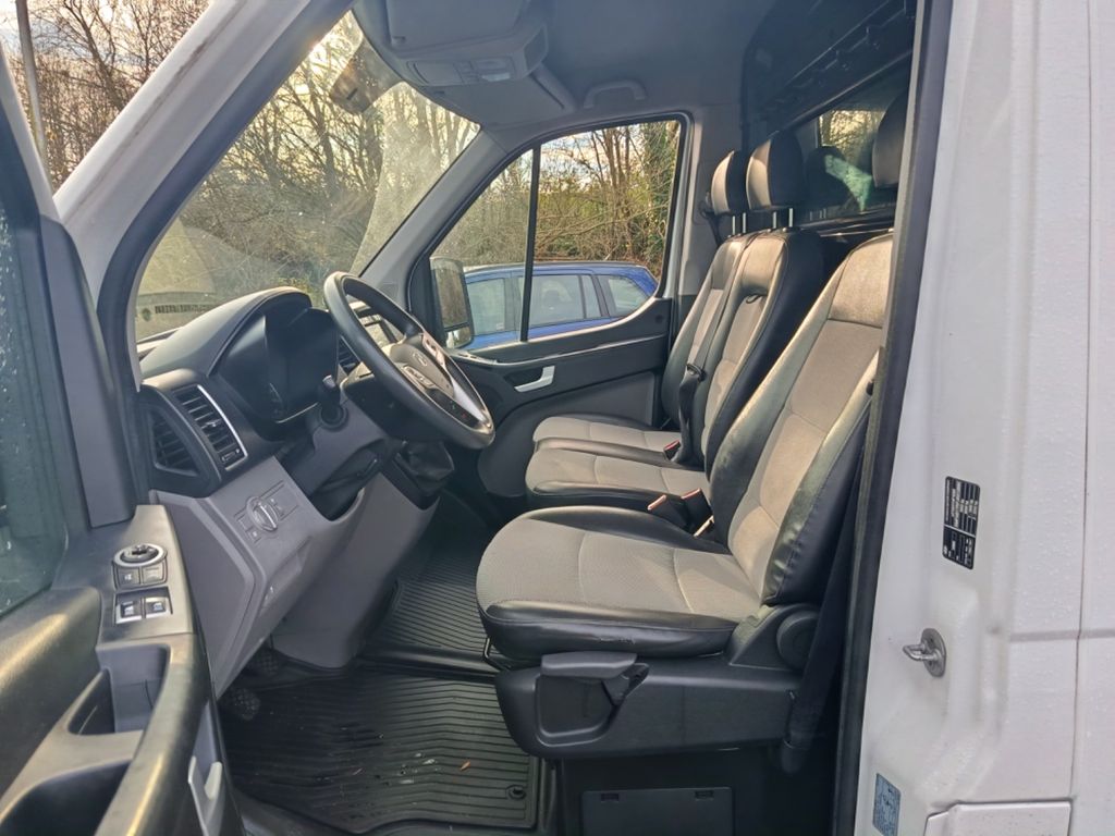 Hyundai H350