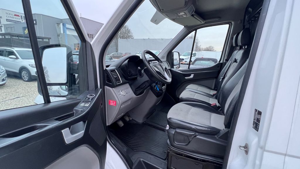 Hyundai H350