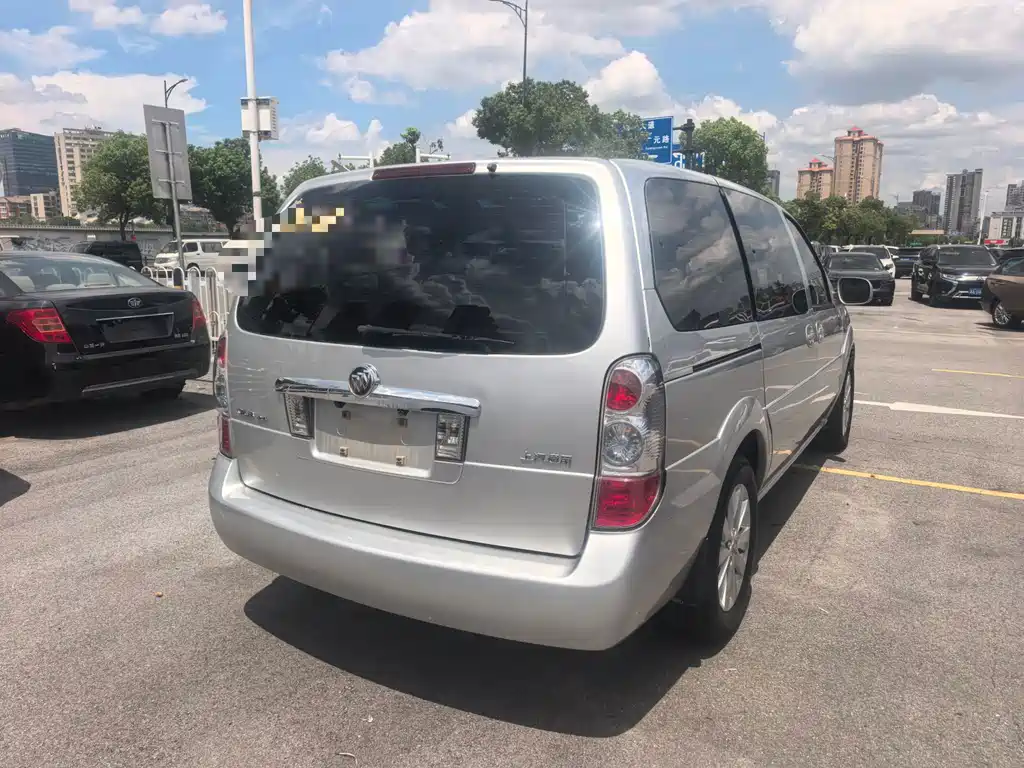 Buick GL8