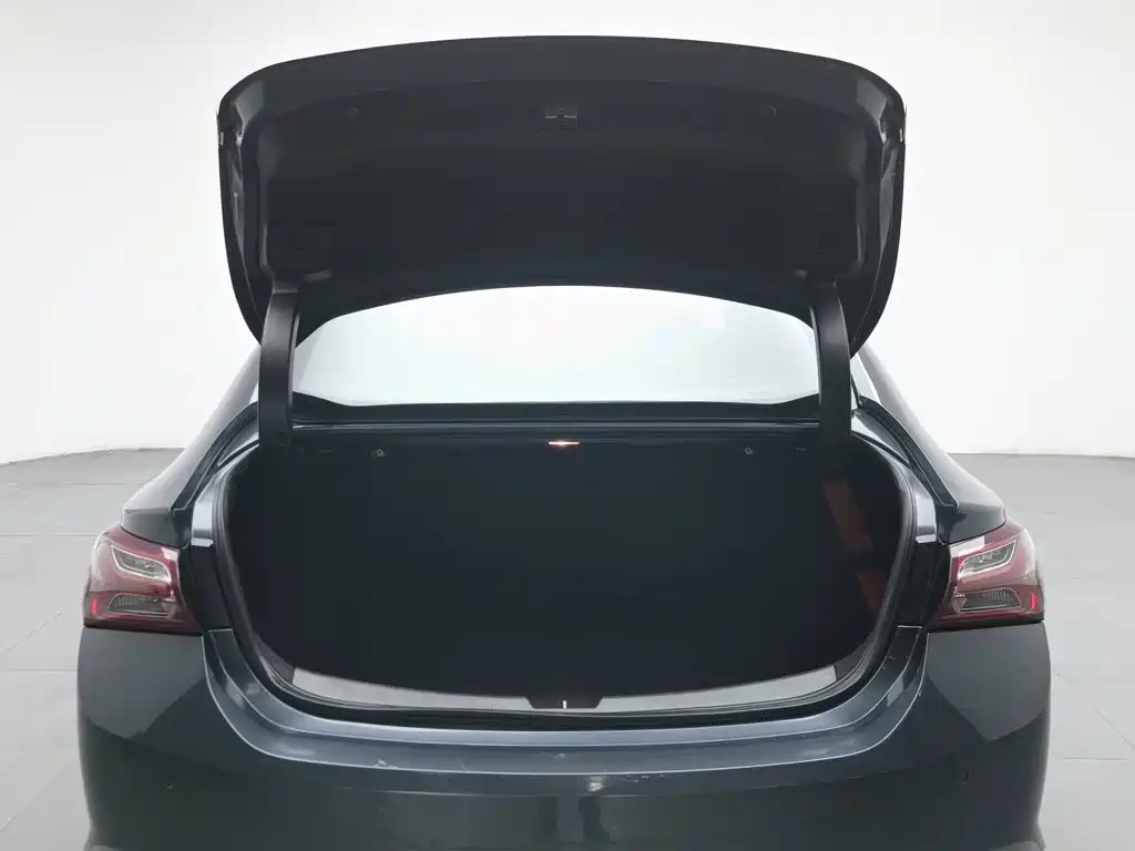 Chevrolet Malibu XL
