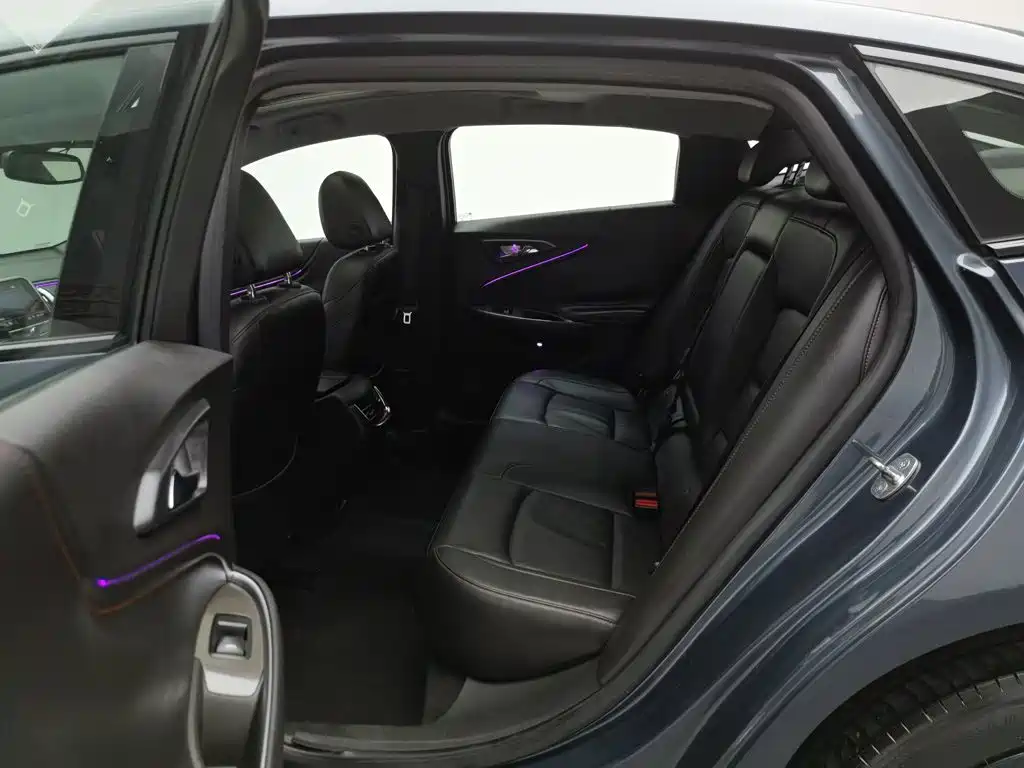 Chevrolet Malibu XL