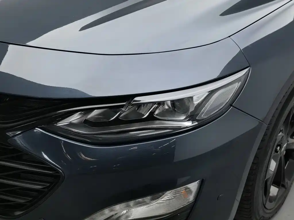 Chevrolet Malibu XL
