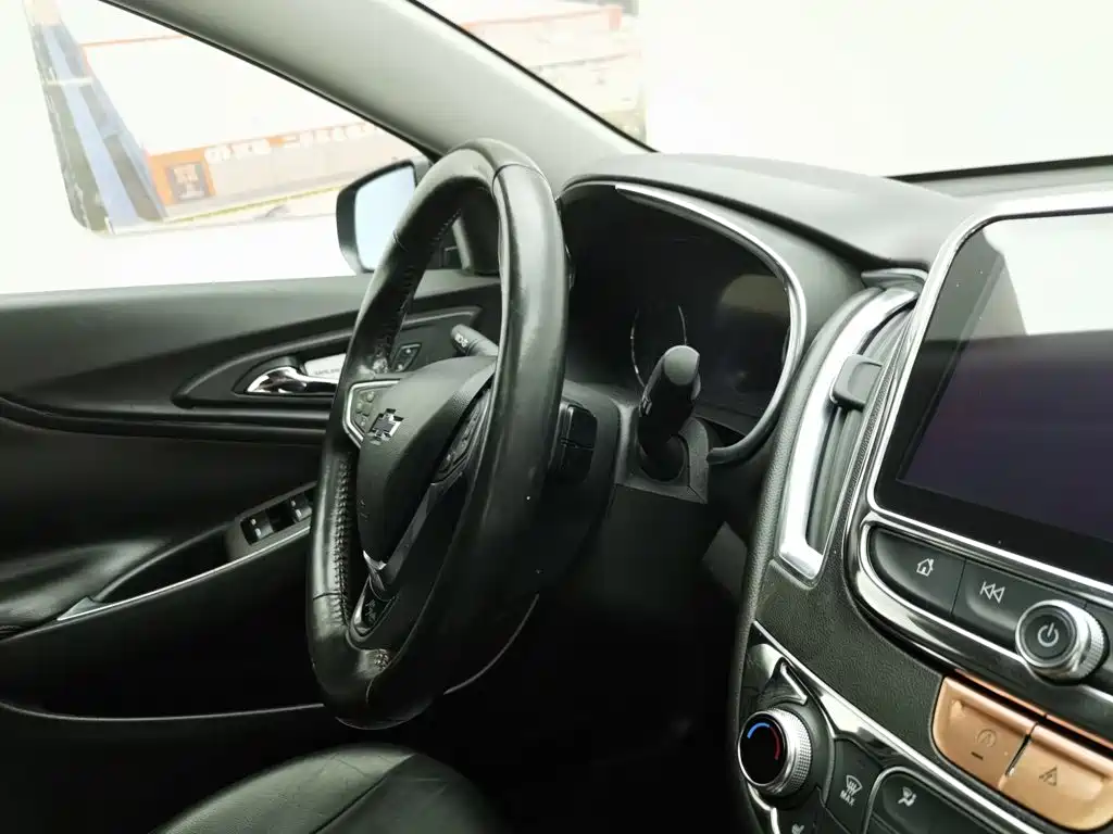 Chevrolet Malibu XL