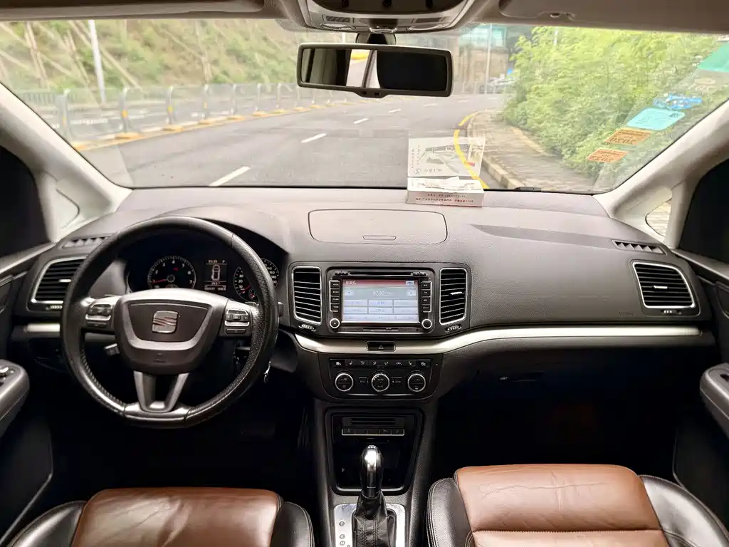Volkswagen Sharan