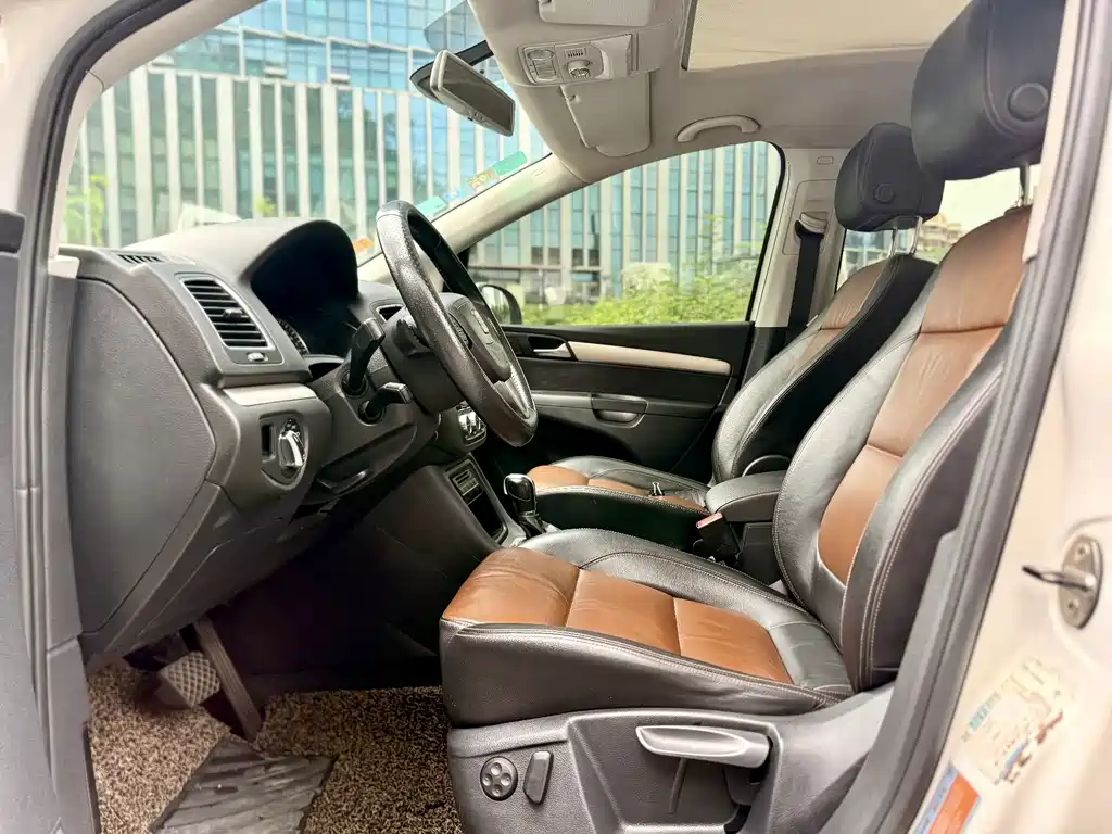 Volkswagen Sharan